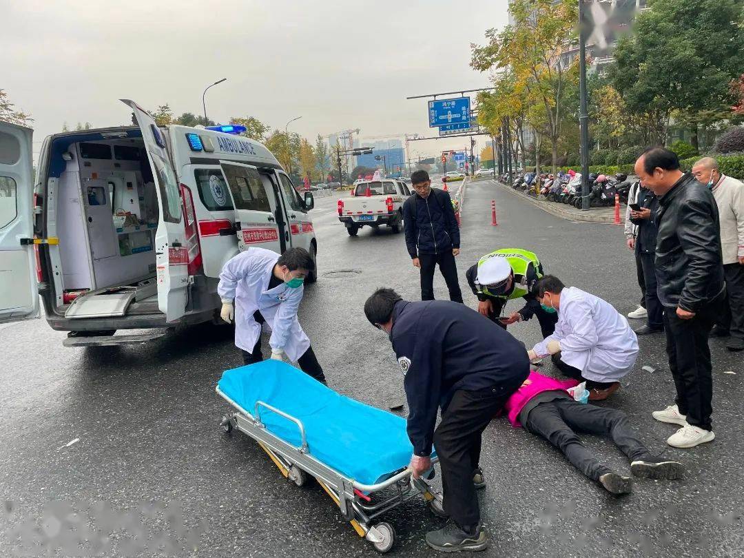 萧山一女子遇车祸一个失误导致头部大出血幸好