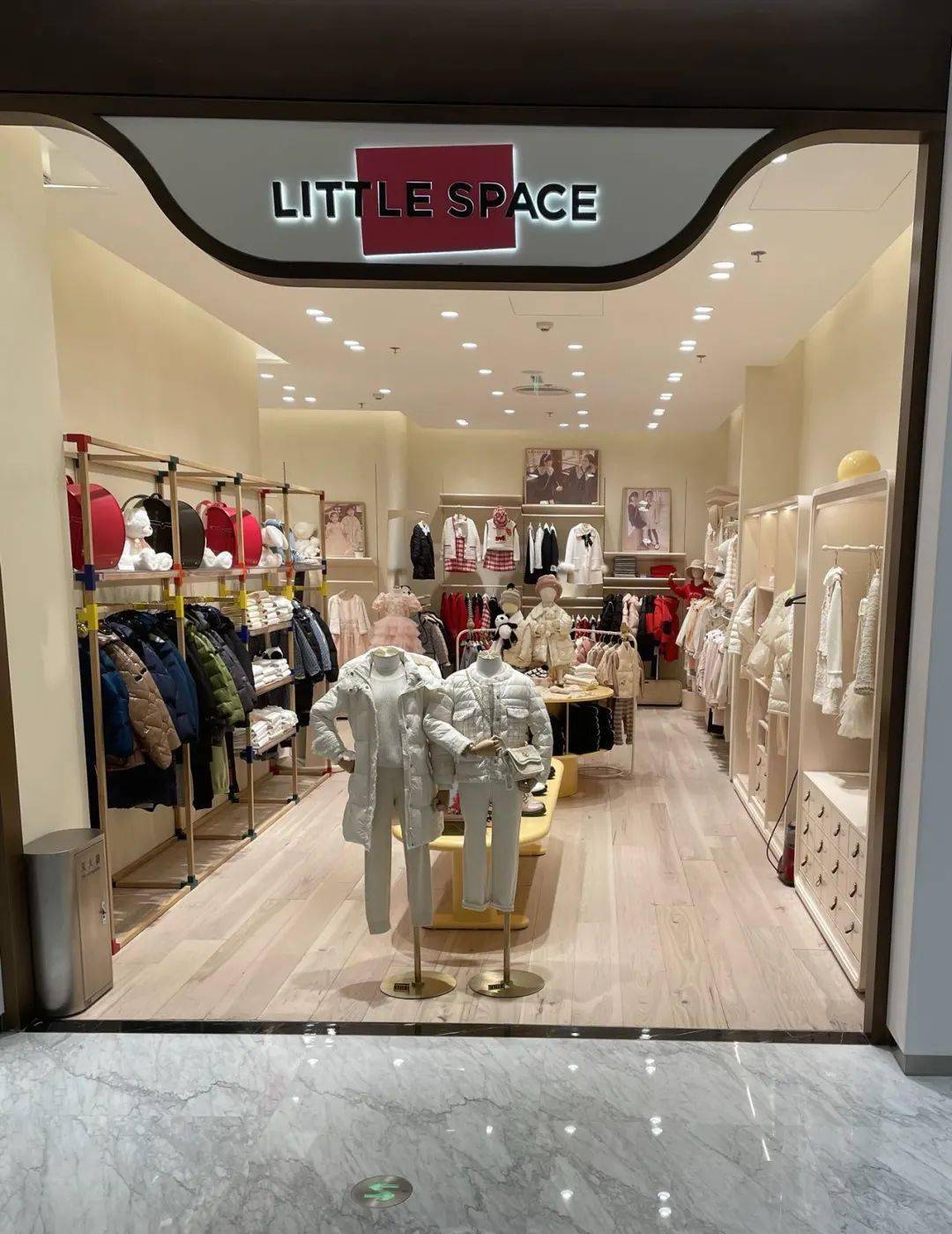 北京skp五层大升级从中我们发现了两个热门趋势高端运动户外奢侈童装