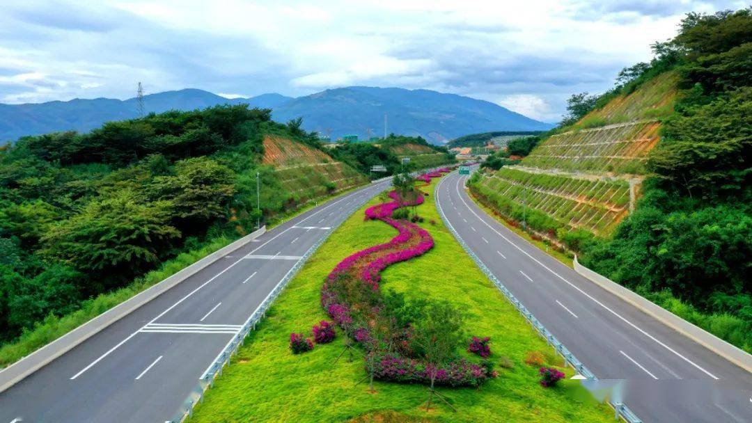 景洪至勐海高速公路定于