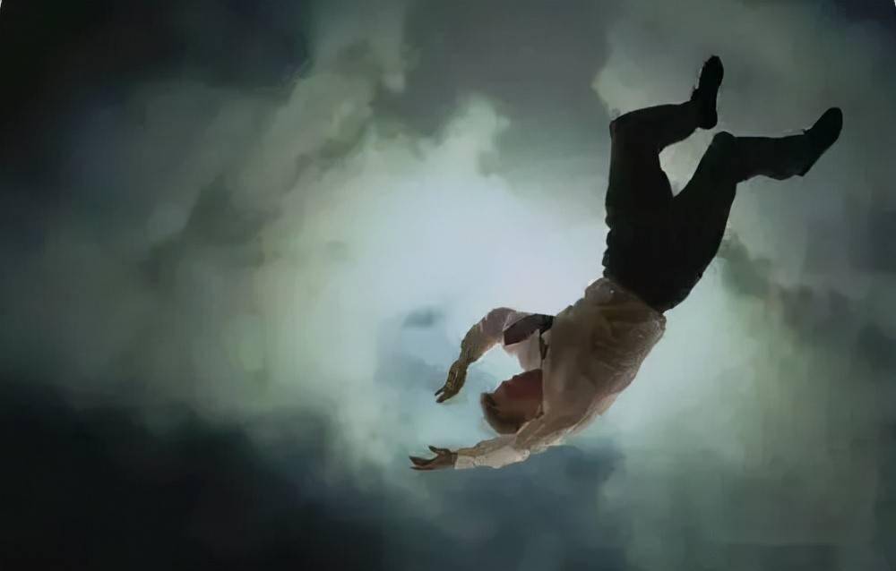 梦回悬崖边缘，探索从悬崖上掉下去的梦境寓意与心理解析