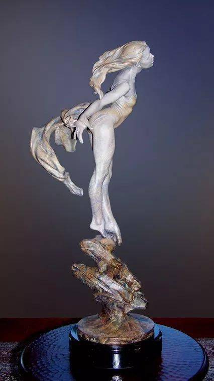 vala ola | 超写实雕塑