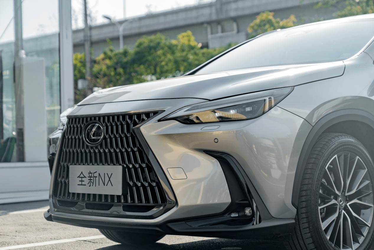 用成熟理念诠释潮流新雷克萨斯nx350h