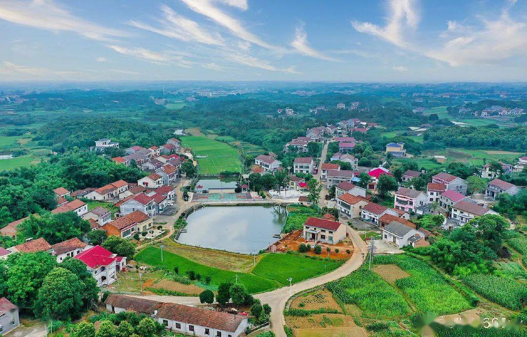 湖南株洲市芦淞区白关镇卦石村,这里有一座"幸福驿站,是村里的文化