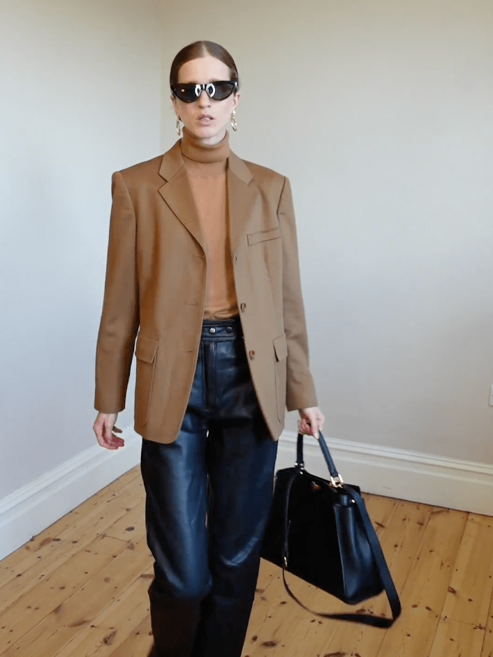 羽绒服 超好学的宝藏穿搭博主 求她快快更新...