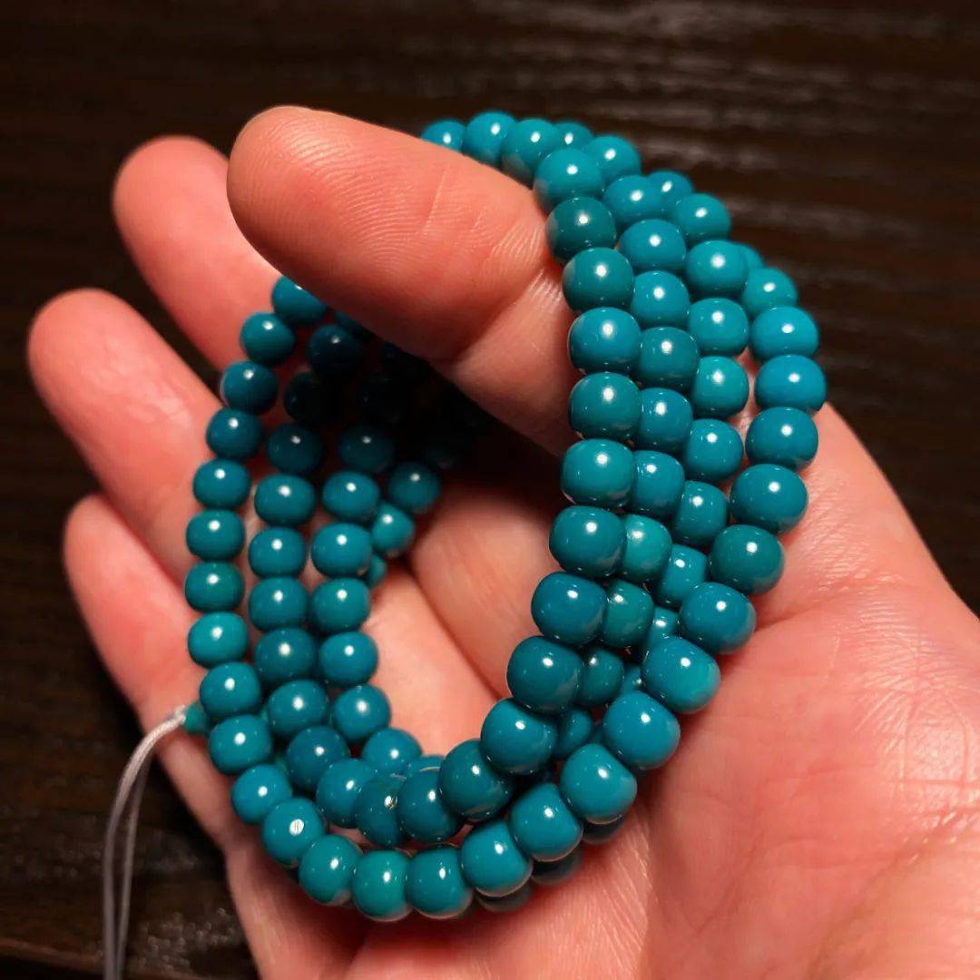 太牛了绿松石盘成玉化后马上升值100倍