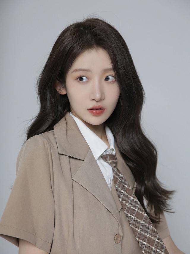 半身照超全拍摄方法,从角度,姿势,表情,教你拍出美美的半身照_人像