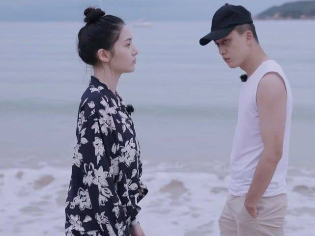 继褚臻后,朱云慧也退出恋梦小屋,杨明鑫却哭了_离开_嘉宾_节目