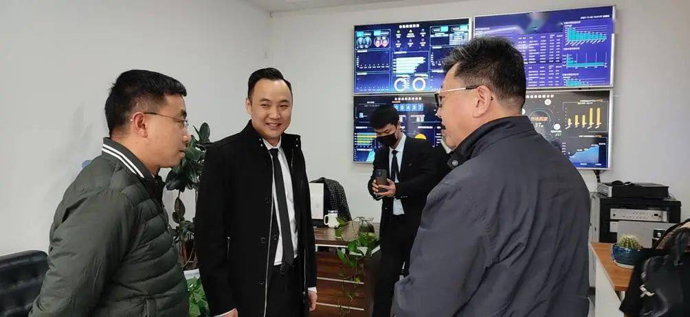 四川省商务厅刘祥超一级巡视员调研成都宏盟二手车交易市场