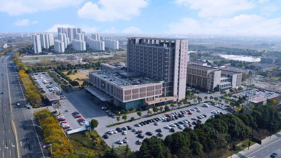 ◎武进人民医院南院实景图总而言之，科教城2号地块因其特殊的区位条件，