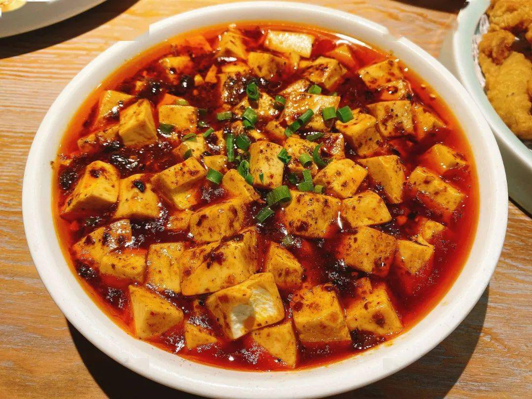 『乐汇城·花椒融合川菜』99享水煮黑鱼 山城小酥肉 麻婆豆腐 .