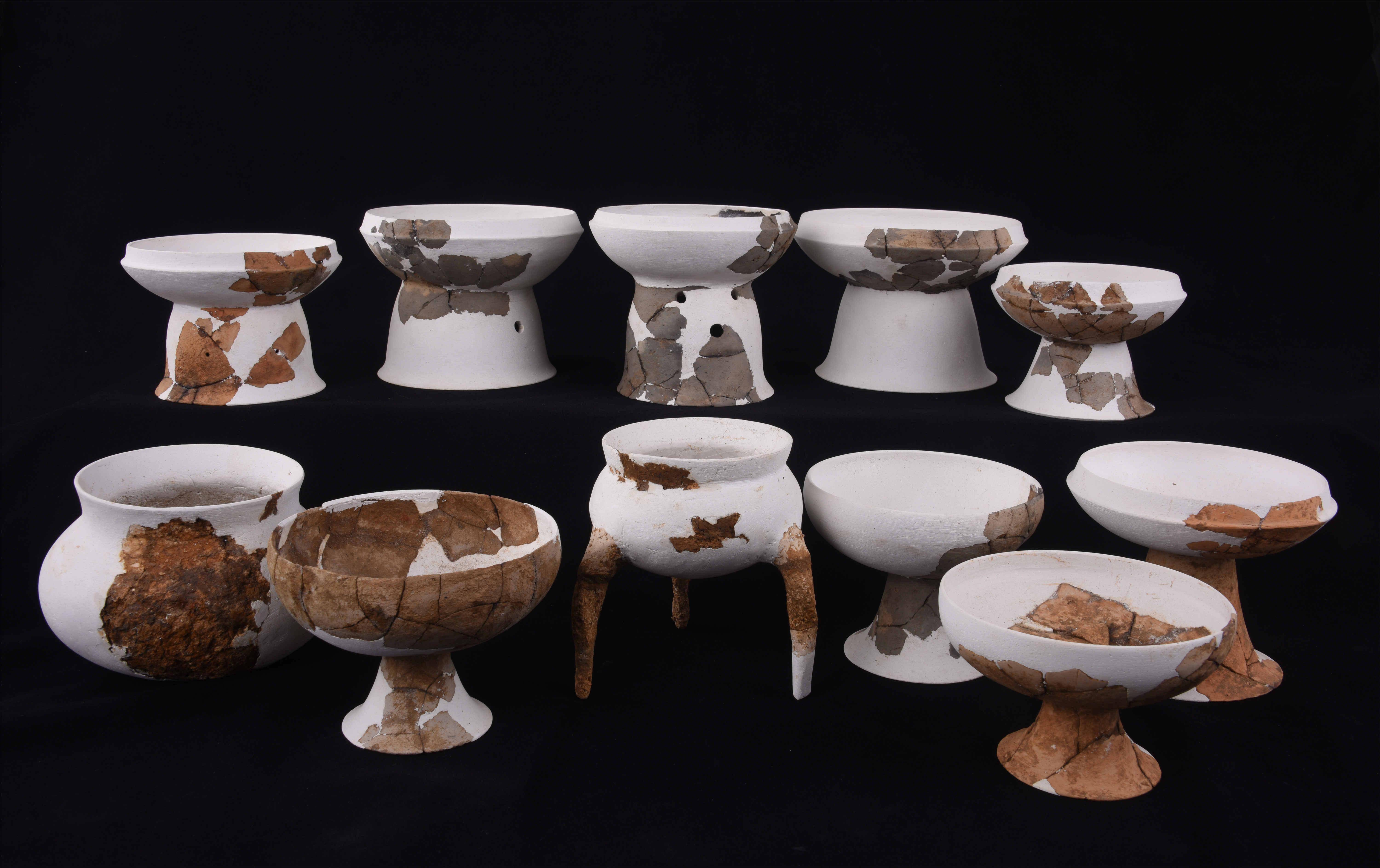 广东英德岩山寨遗址入选"考古中国"重大项目,为大型先秦聚落遗址