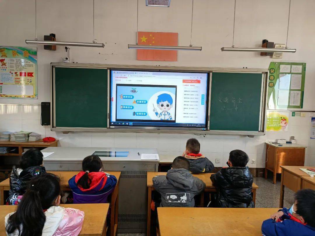 武进区鸣凰中心小学