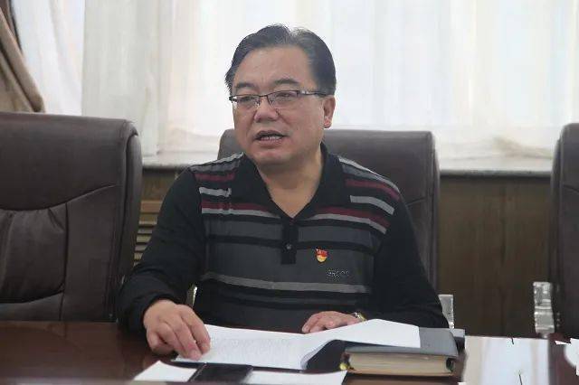 党委书记,局长李灿传达十九届六中全会精神