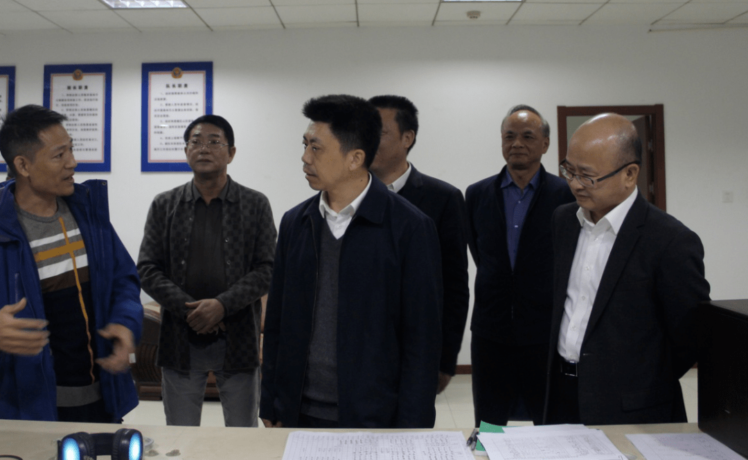 省森防指第三检查组来黄开展秋冬季森林防灭火明查暗访工作