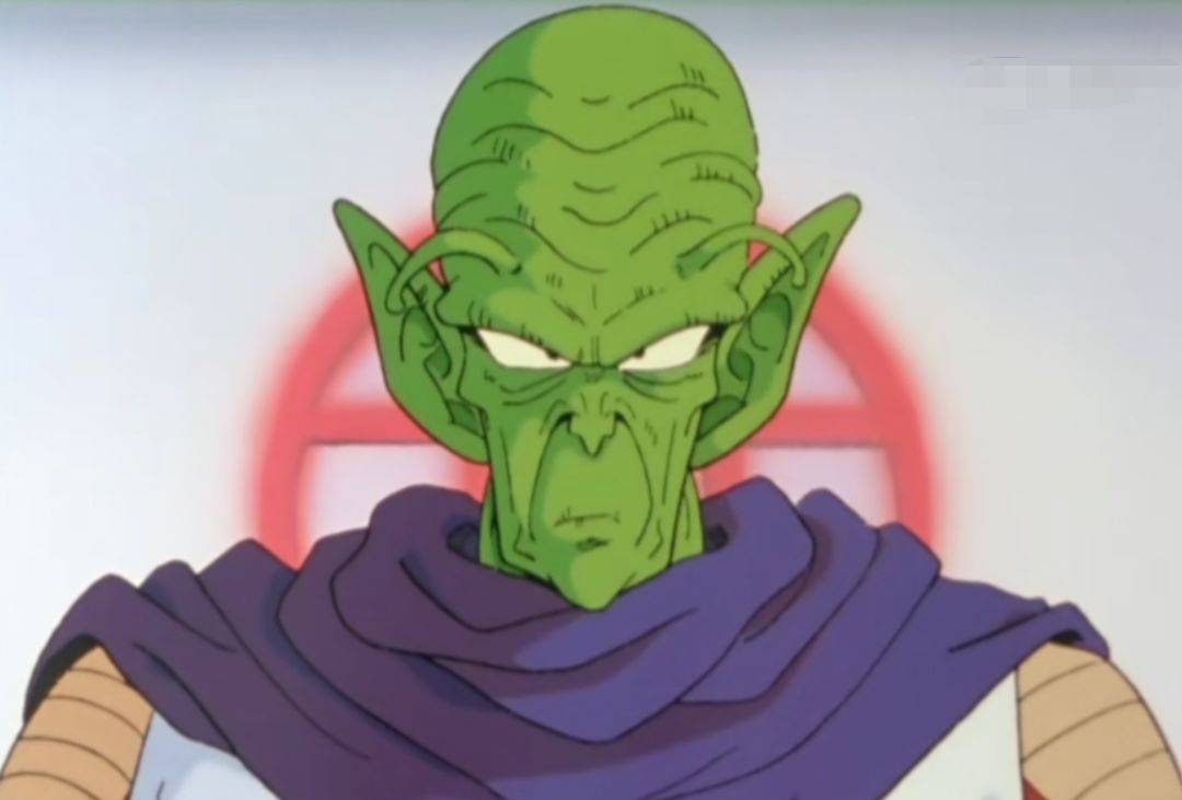 天神卡林仙人是悟空遇到的第一个神职成员,生活在地球上的卡林塔上面