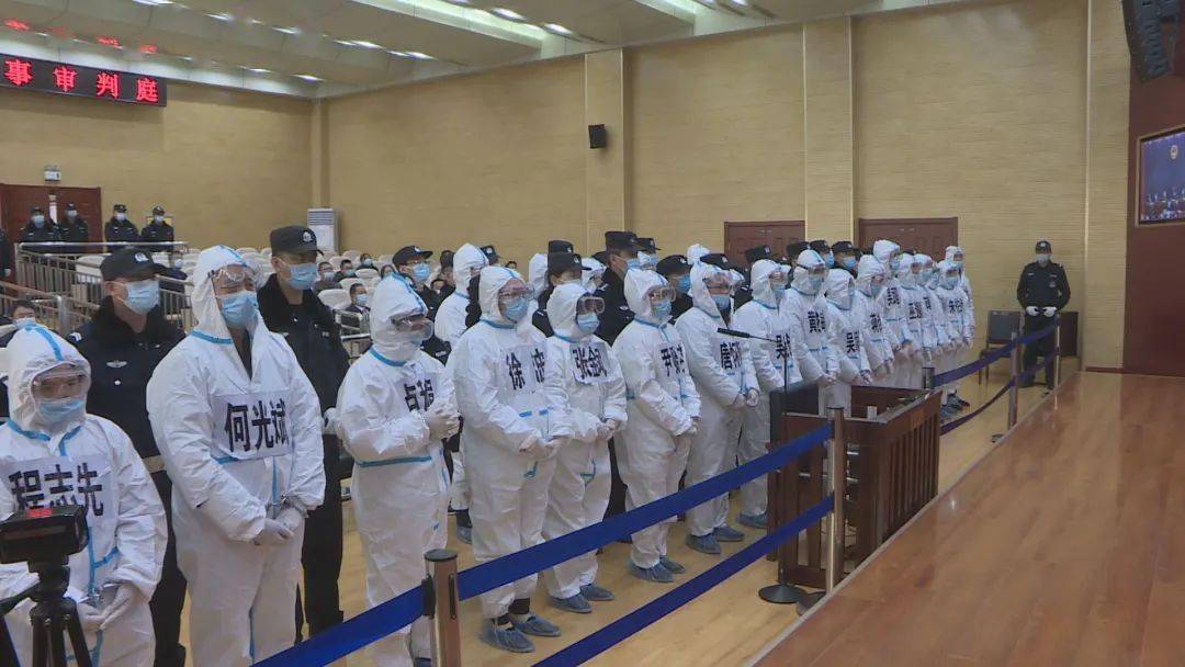 【看点】31人出庭受审 景泰法院公开审理集资诈骗罪等特大犯罪案