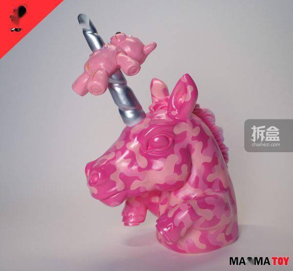 粉色熔岩玩具 MAGMA TOYS 数码迷彩独角兽 潮玩摆件