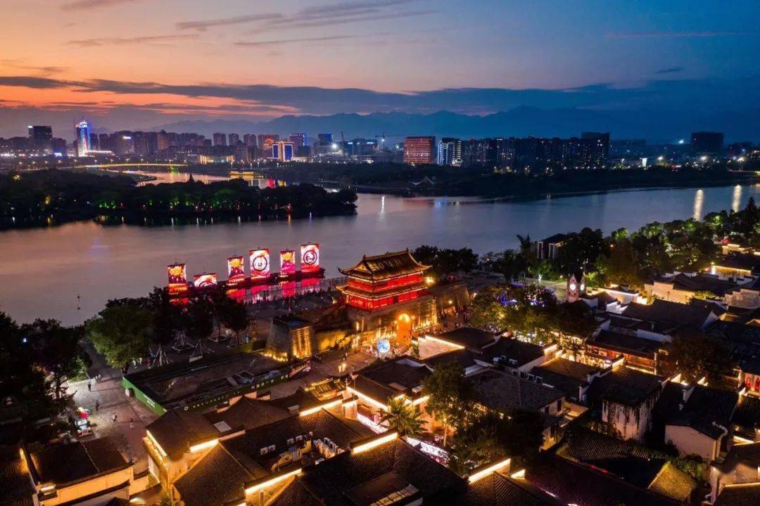 沉浸式演出舞台已就位!今晚衢城水亭街这场演出别错过