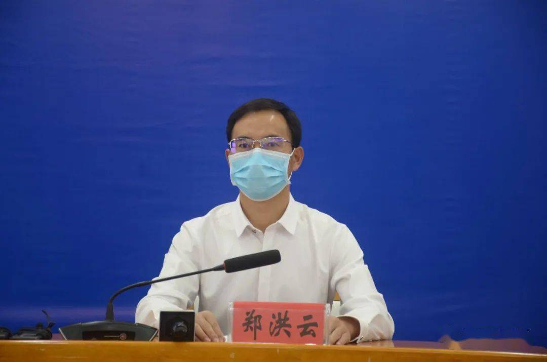 疫情基本情况12月2日,陇川县章凤完全中学在师生日常健康监测中发现2