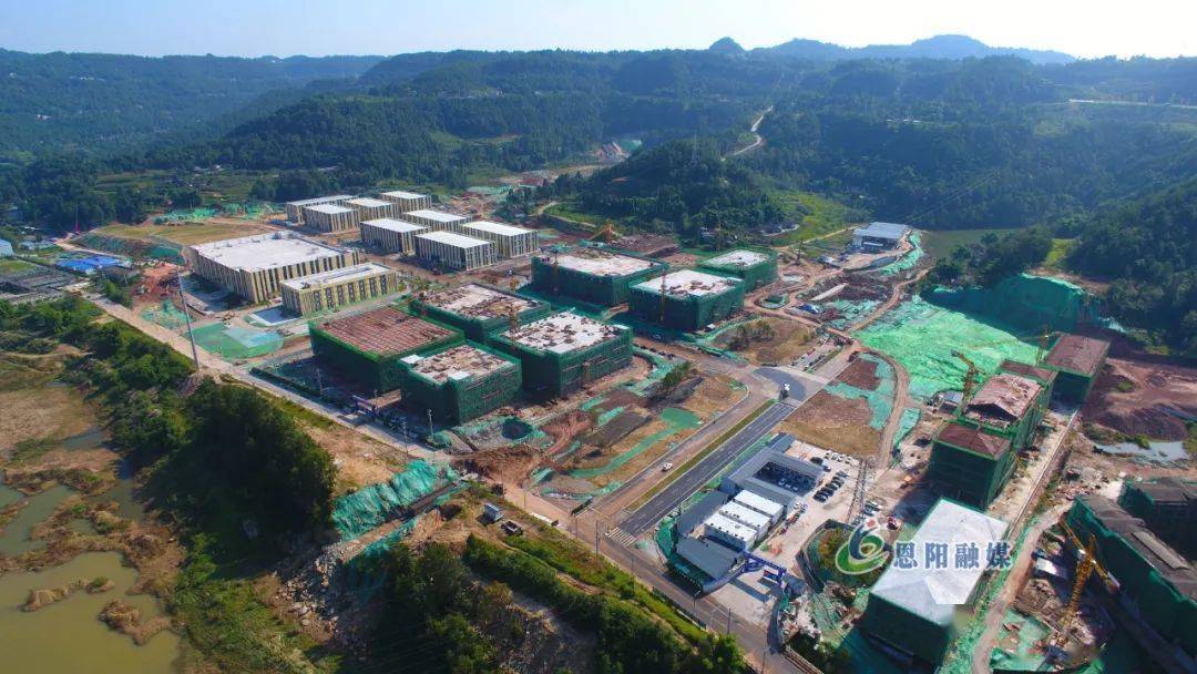 喜迎两会奔跑新恩阳工业产业篇