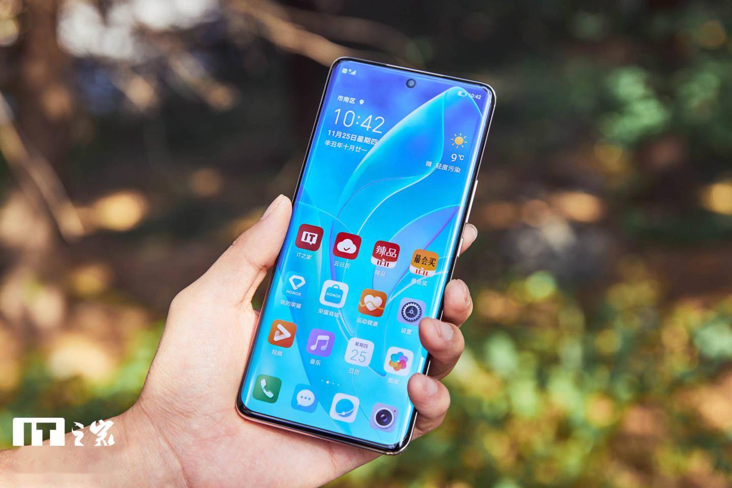 实测|荣耀 60 Pro 游戏性能、功耗实测：比稳更稳，比持久更持久