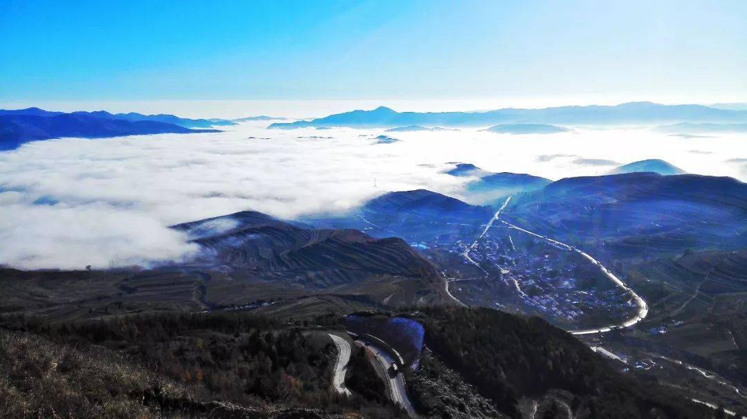 旅遊線路:固原東嶽山—固原古雁嶺—彭陽棲鳳山公園—彭陽梯田公園