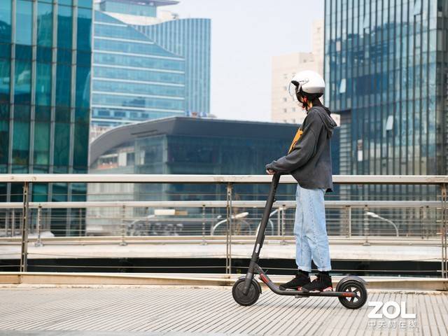 九号电动滑板车e22评测9英寸大轮径就是豪横