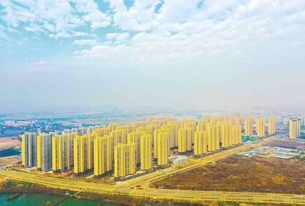 12月3日,俯瞰即将交付的鄂州葛店新城安置社区.