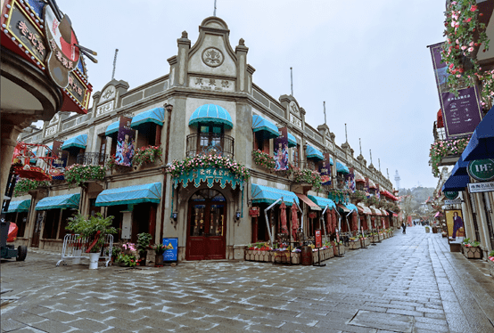 74历史保护vs城市发展朝阳街的历史可追溯700余年,街道内坐落着30余