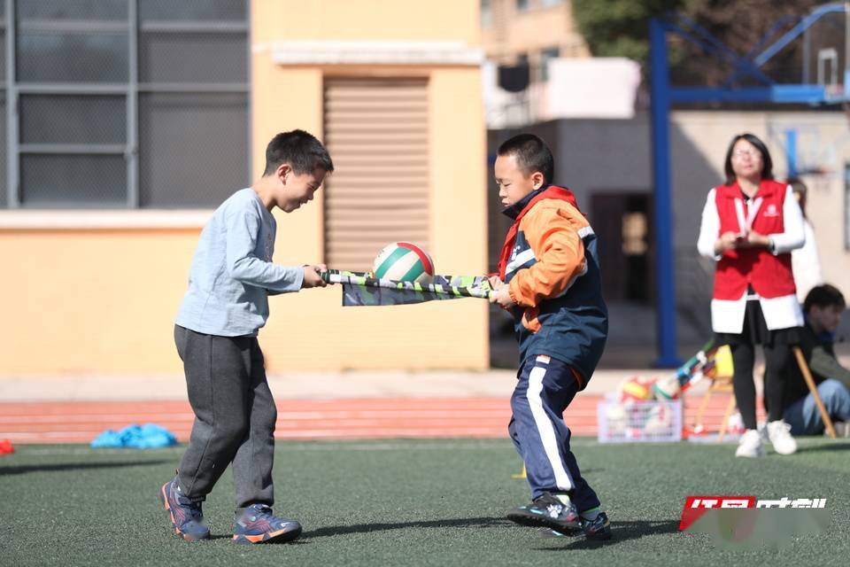 组图：“双减”护航下的小学生