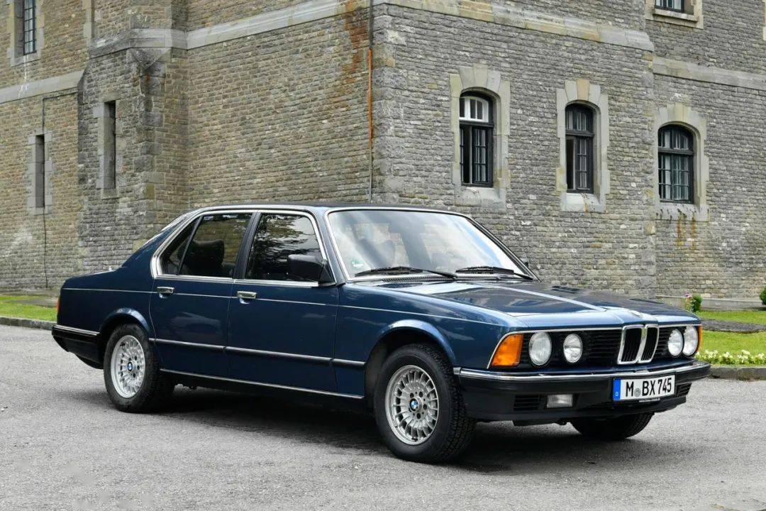 宝马是从什么时候开始成为豪华品牌的