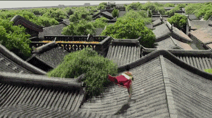 邪不压正彭于晏全裸奔跑vivo或为最大赢家