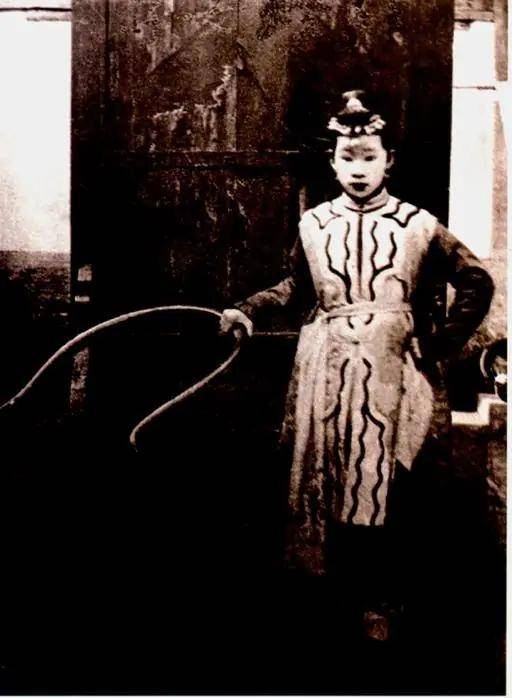 "黄莲圣母"林黑儿,真的在死后被带到欧洲制成标本,供人参观?