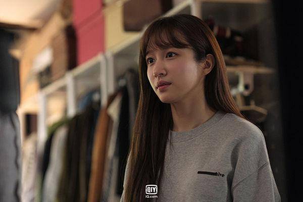 率滨,宇宙少女exy,redsquare green,演员韩素恩一起出席新剧记者会