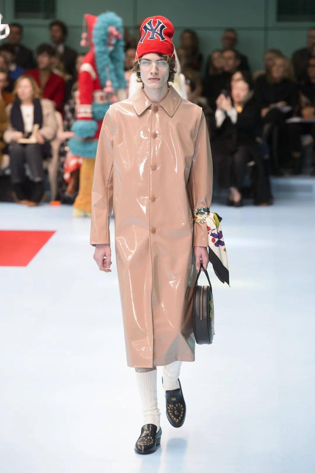 米兰女装【秀场】回顾Gucci 2018秋冬米兰女装