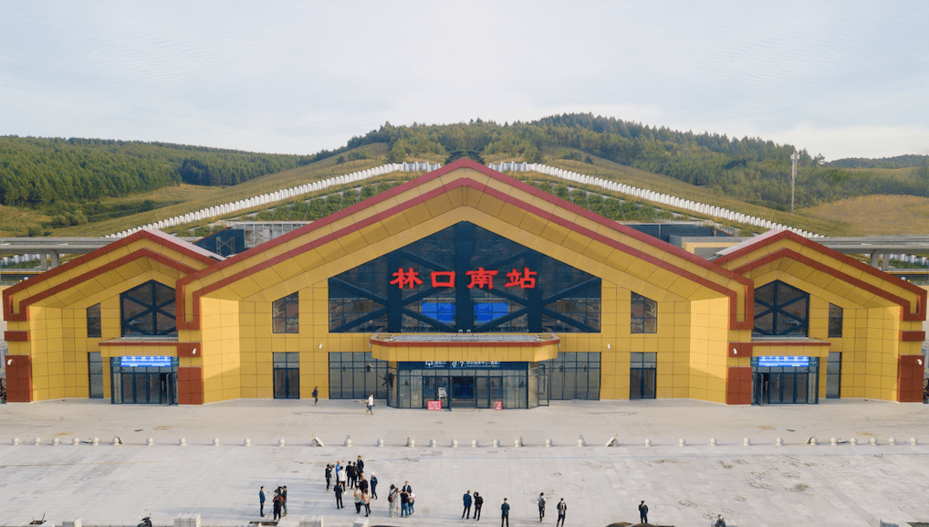 开跑牡佳高铁有多快沿途有多美看过来