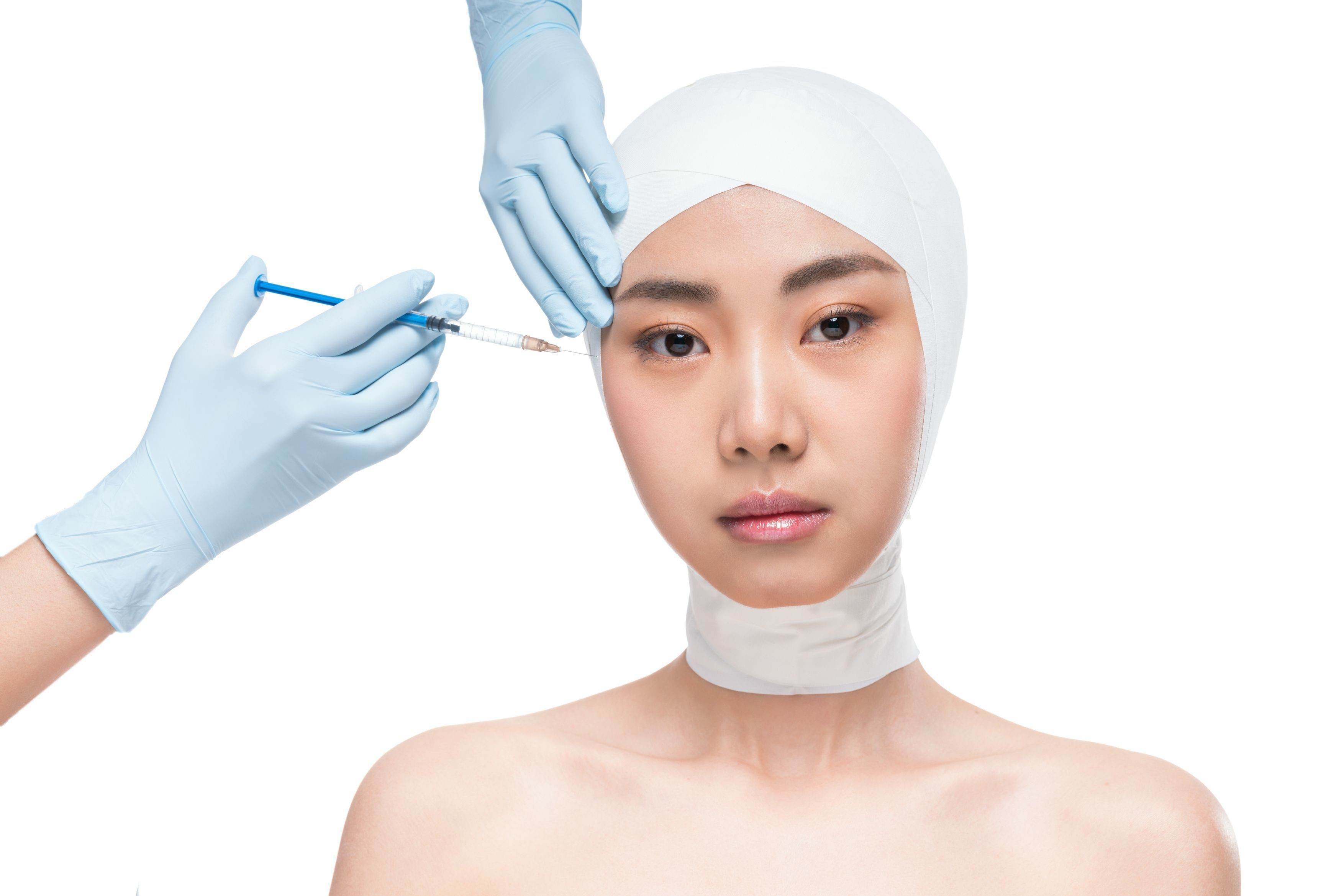 目前,在国内轻医美产品赛道中,玻尿酸注射品类的国产化率最高,至今有