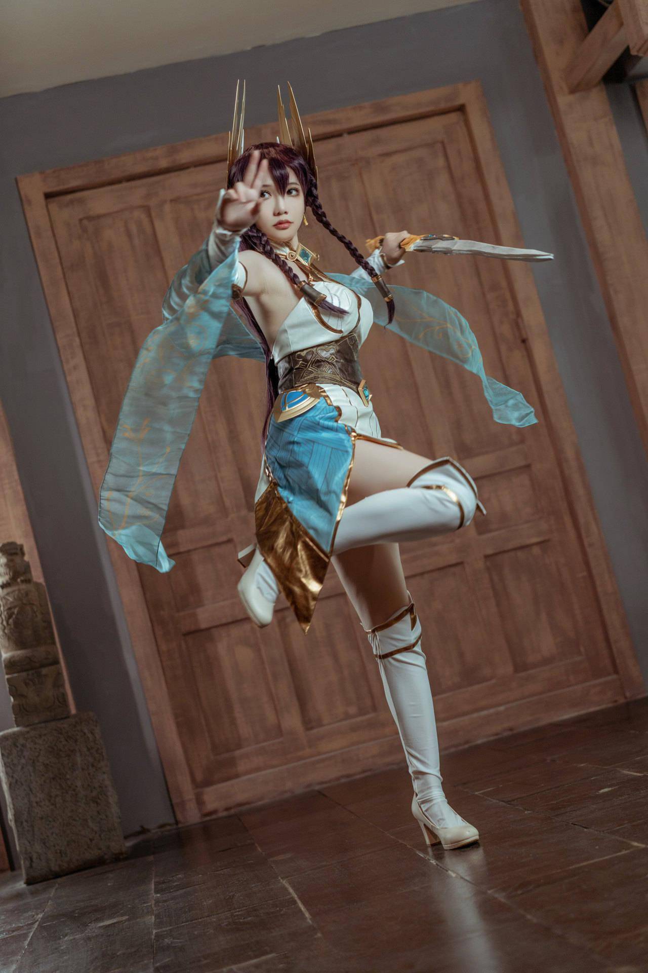 来源|《英雄联盟》玉剑传说艾瑞莉娅cosplay