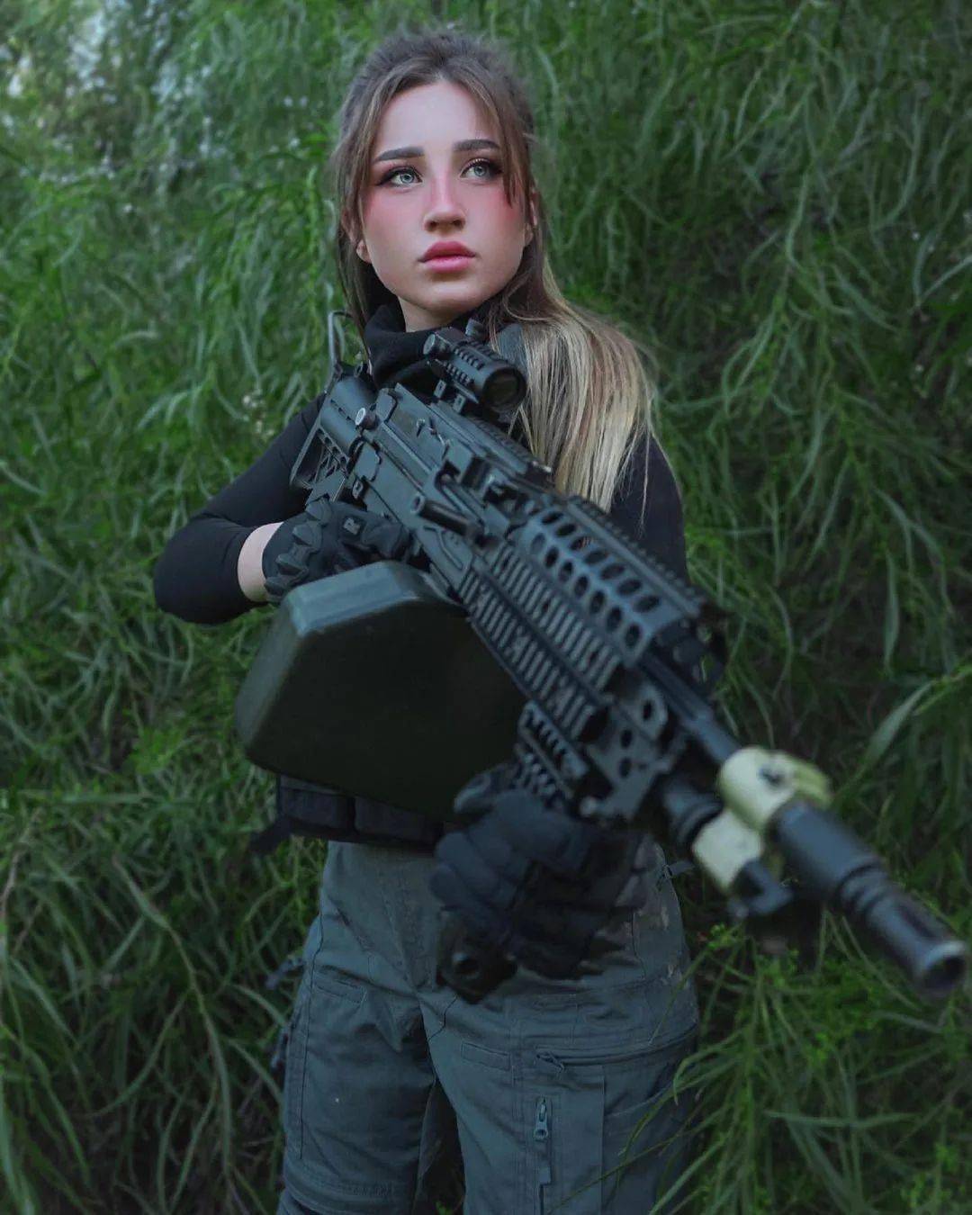 女兵_fadeev_natalia