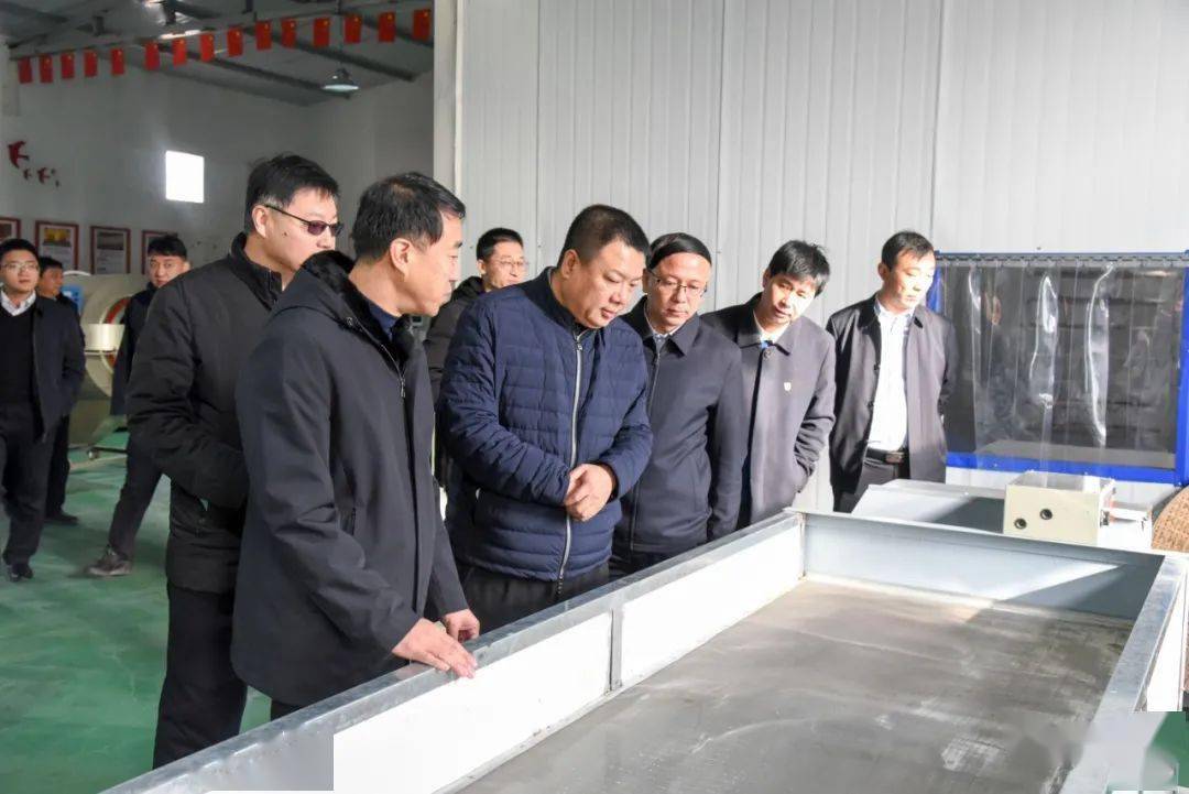 【微石楼】县委书记王廷洪赴辛关镇调研当前重点工作_发展_企业_成果