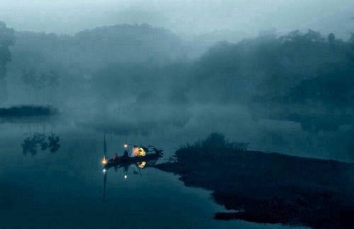 夜梦清泉映心镜，解析晚上梦见水库里面的水很清亮的深层寓意