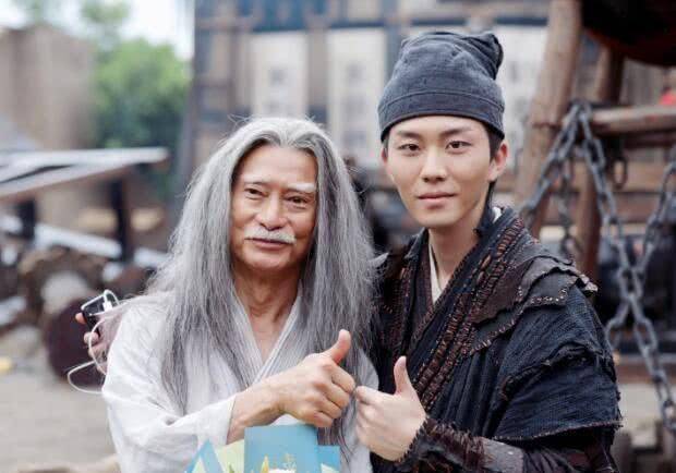 杨紫第一任前男友曾出演陈情令走红如今与当初判若两人