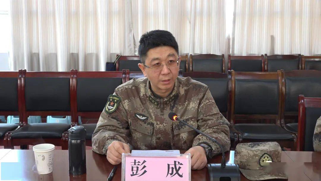31650部队副司令员彭成表示,三年来,军地双方解决了许多长期想解决而