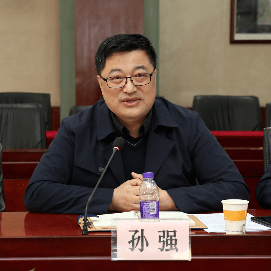 以教育家精神办学闵行区第六期中学校长培训基地正式启动