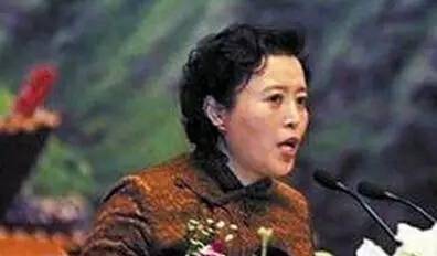 赵丽颖什么时候结婚被送到云大医院救治张某某因晕倒在路