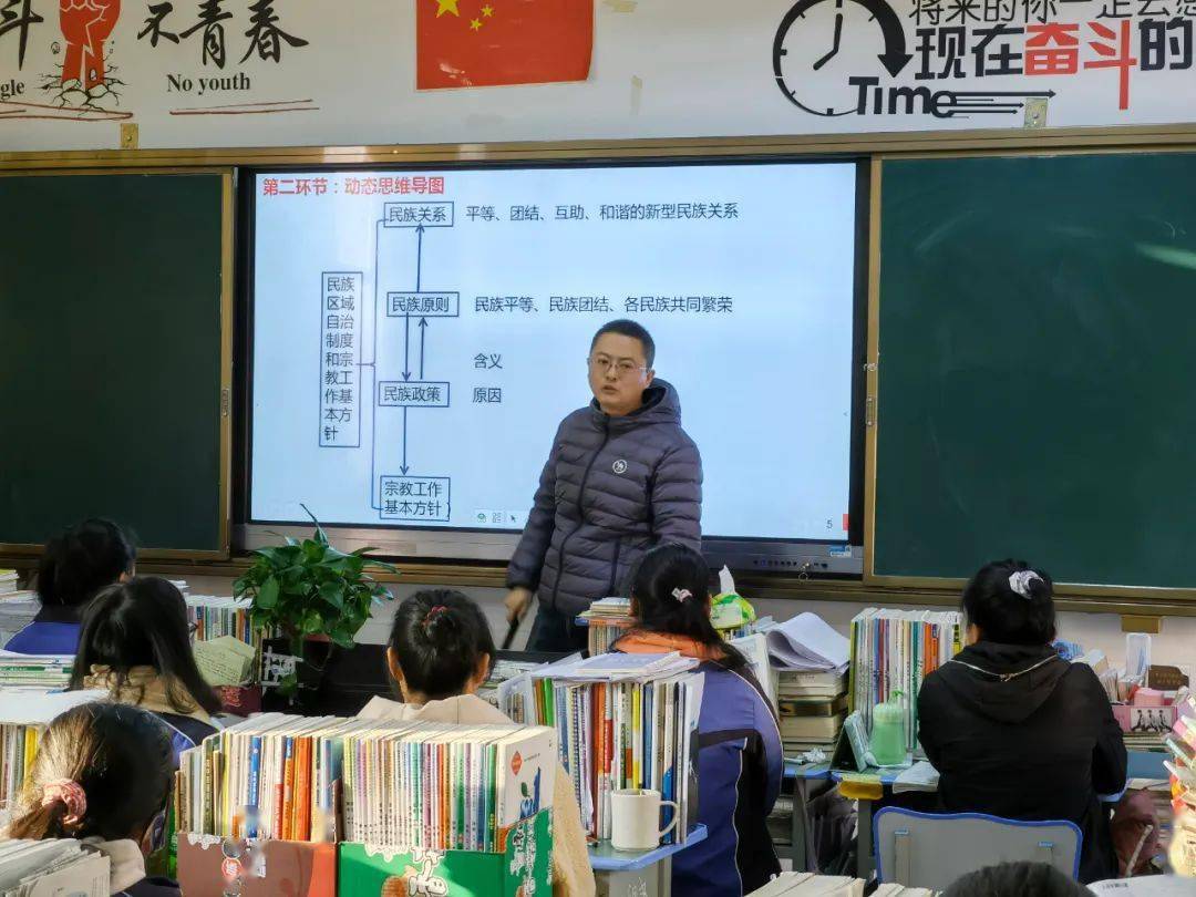 阆中七一中学宿舍图片