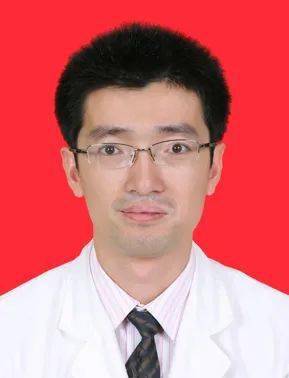 肺癌及各种疑难呼吸病的中西医诊治出诊:周一下午,周五上午谭勇文 副