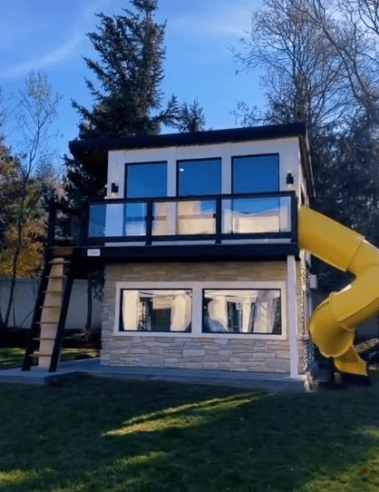 好狗命",夫妻撒23万建双层别墅给爱犬当狗屋_装饰_室友_狗狗