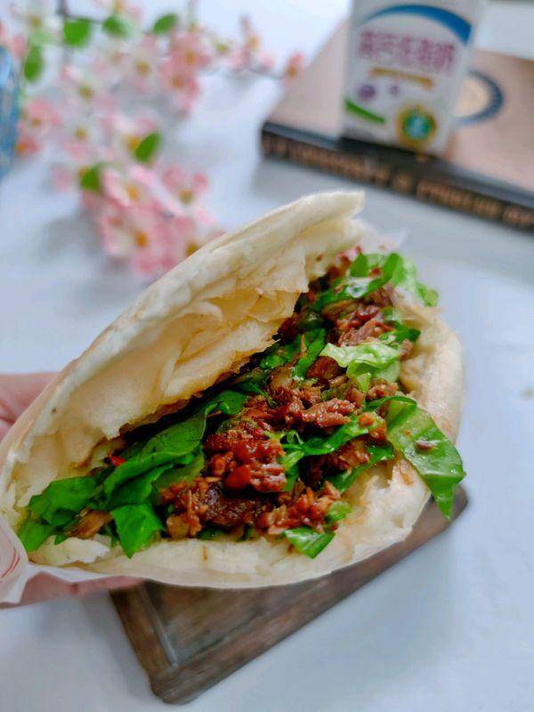 缤纷下午茶#潼关肉夹馍_半成品_生菜_豆果