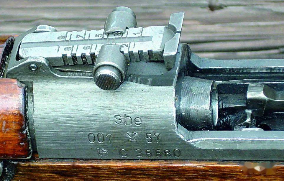 自主研发却被埋没的中间威力步枪捷克斯洛伐克vz52半自动步枪上独特